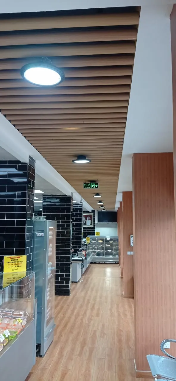 Al Tayeb Meat interior fit-out - view 7